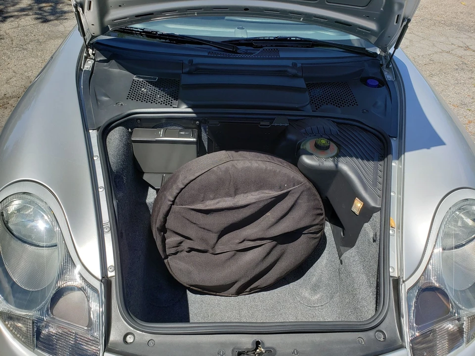 1999 Porsche 996 Carrera - Image 27 of 31