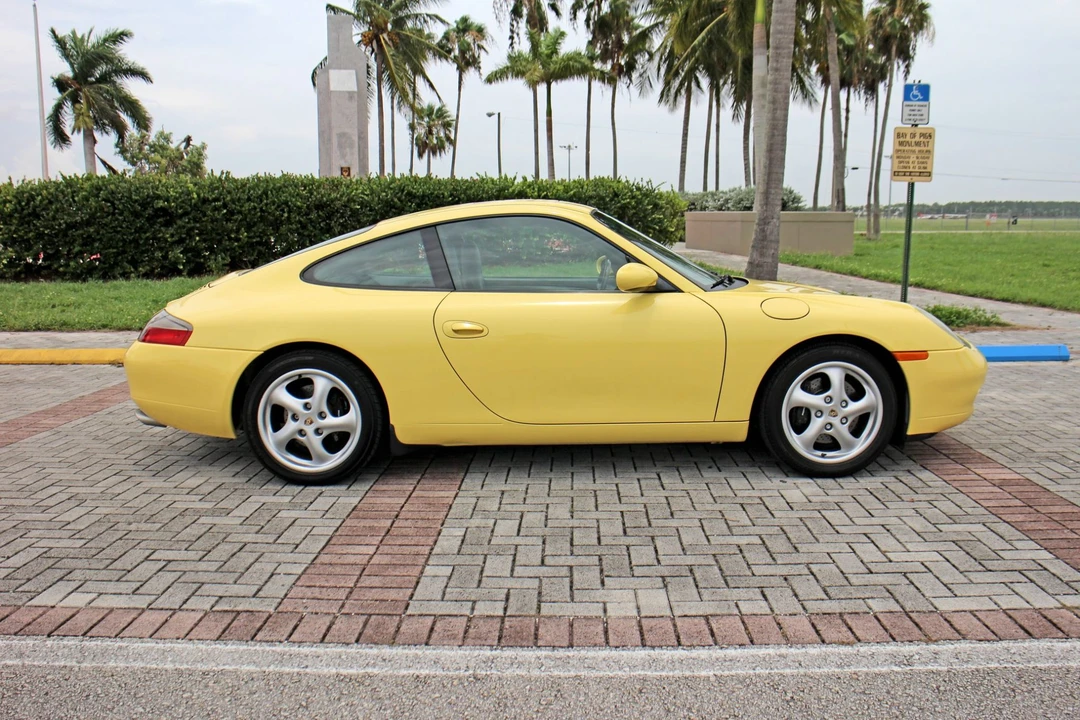 1999 Porsche 996 Carrera - Image 12 of 31