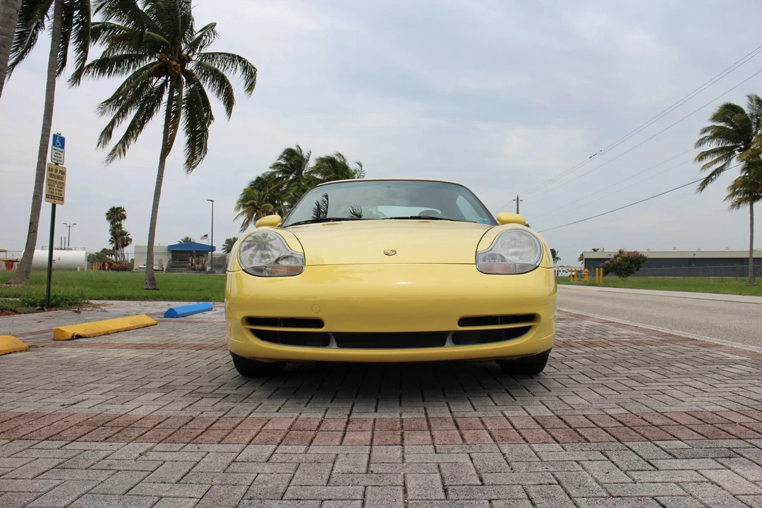 1999 Porsche 996 Carrera - Image 24 of 31