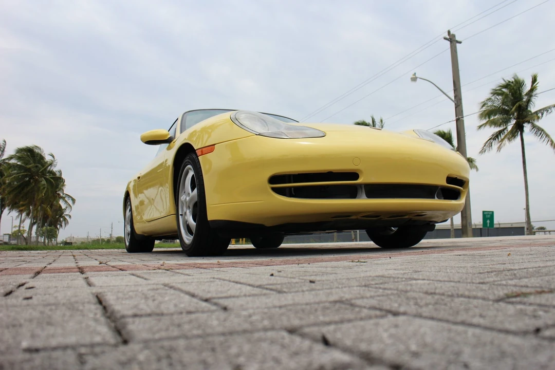 1999 Porsche 996 Carrera - Image 23 of 31