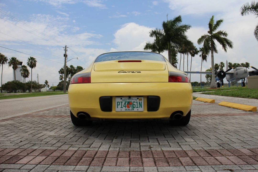 1999 Porsche 996 Carrera - Image 18 of 31