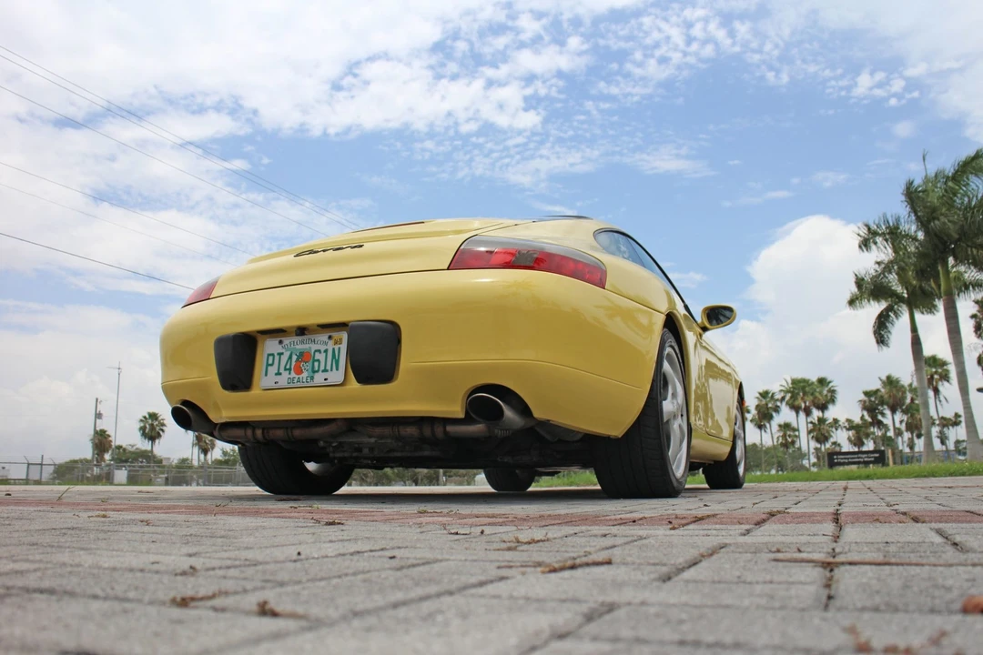 1999 Porsche 996 Carrera - Image 19 of 31