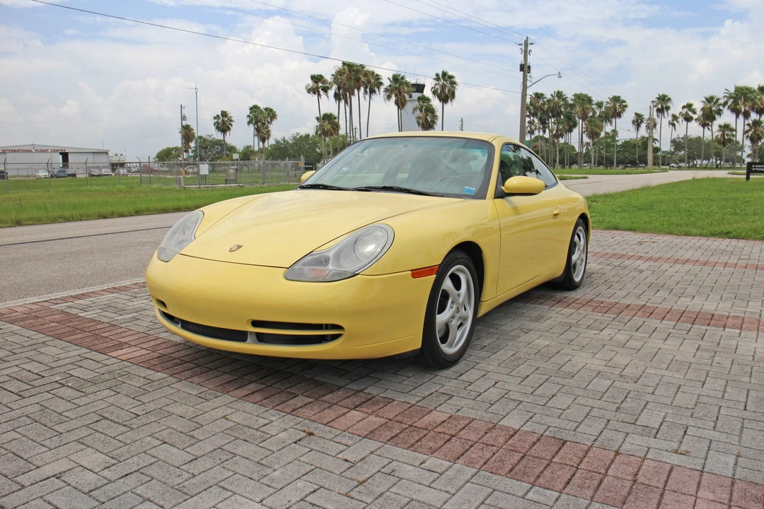 1999 Porsche 996 Carrera - Image 17 of 31