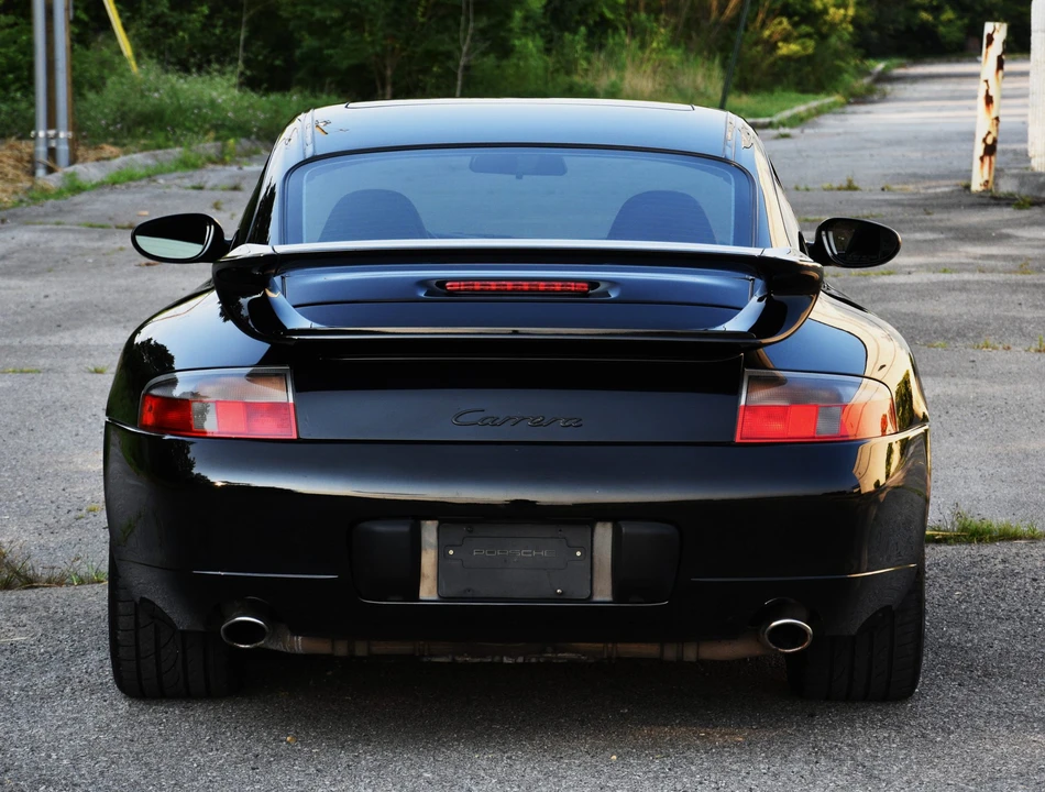 1999 Porsche 996 Carrera - Image 17 of 31