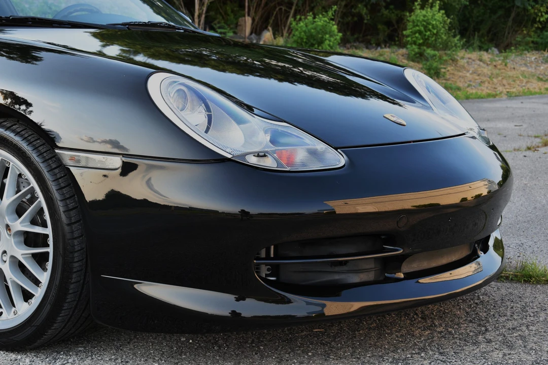 1999 Porsche 996 Carrera - Image 30 of 31