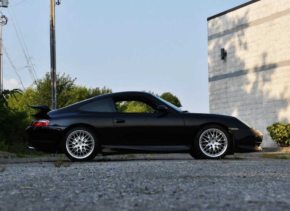 1999 Porsche 996 Carrera - Image 22 of 31