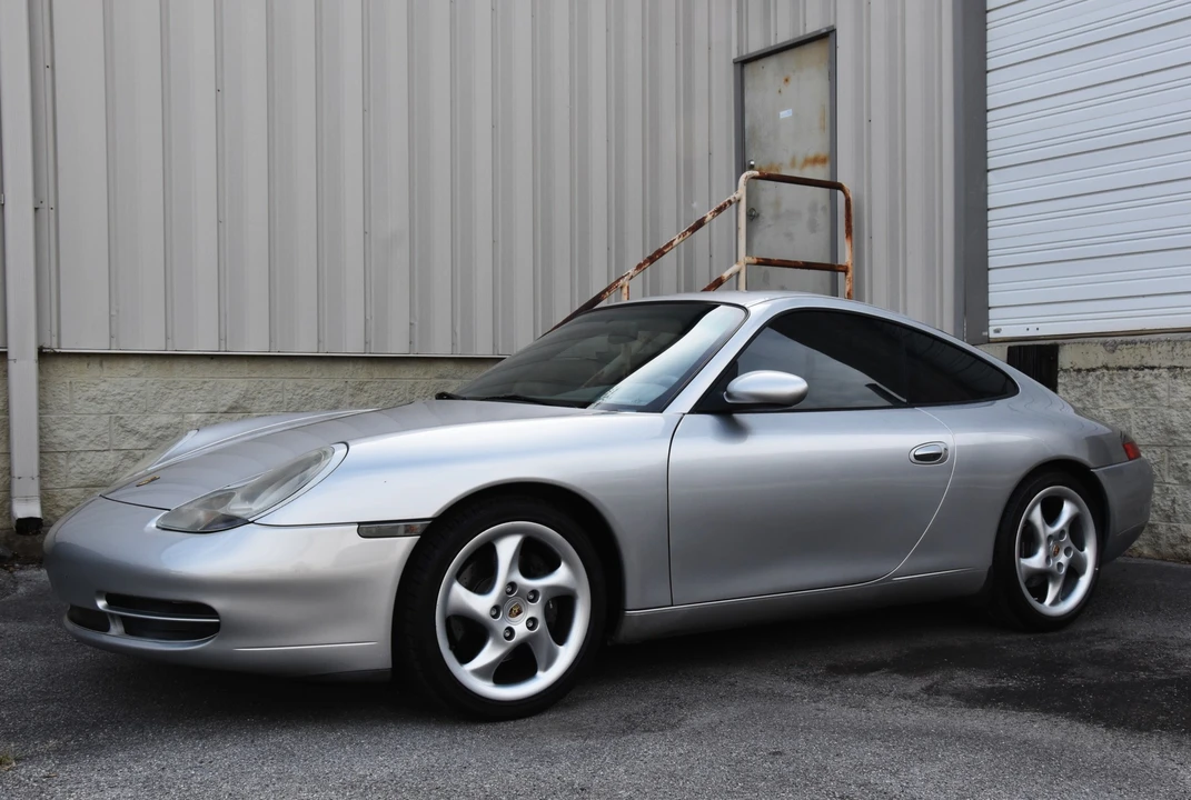 1999 Porsche 996 Carrera - Image 4 of 31