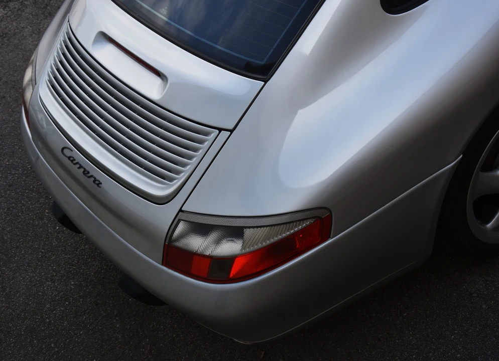 1999 Porsche 996 Carrera - Image 24 of 31