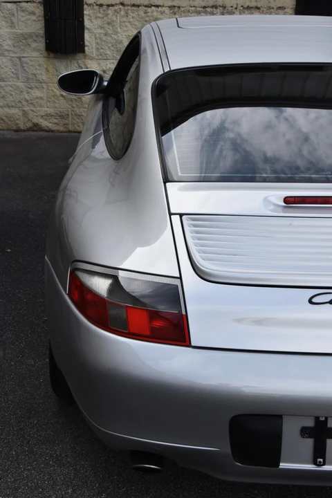 1999 Porsche 996 Carrera - Image 26 of 31