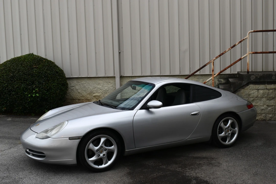 1999 Porsche 996 Carrera - Image 22 of 31