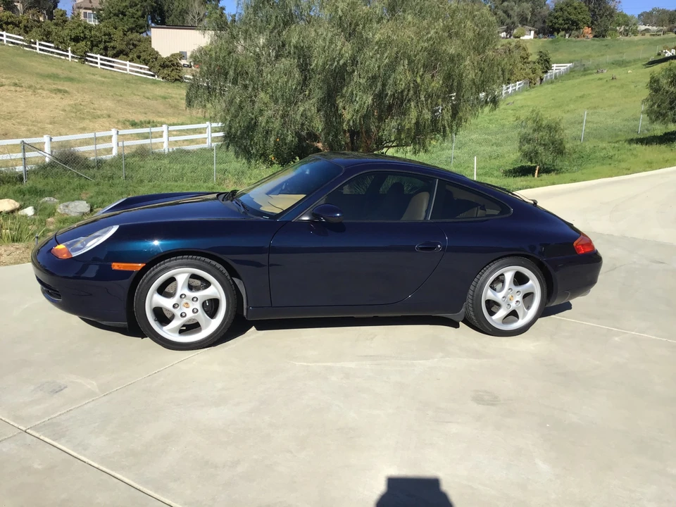 1999 Porsche 996 Carrera - Image 10 of 31