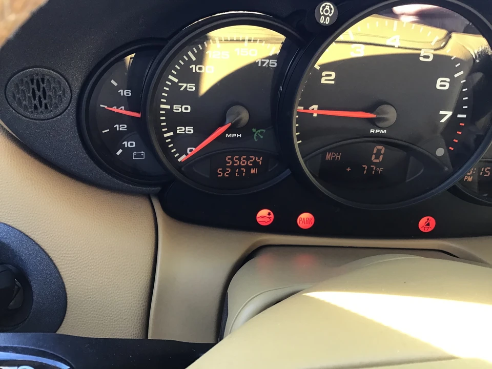 1999 Porsche 996 Carrera - Image 28 of 31
