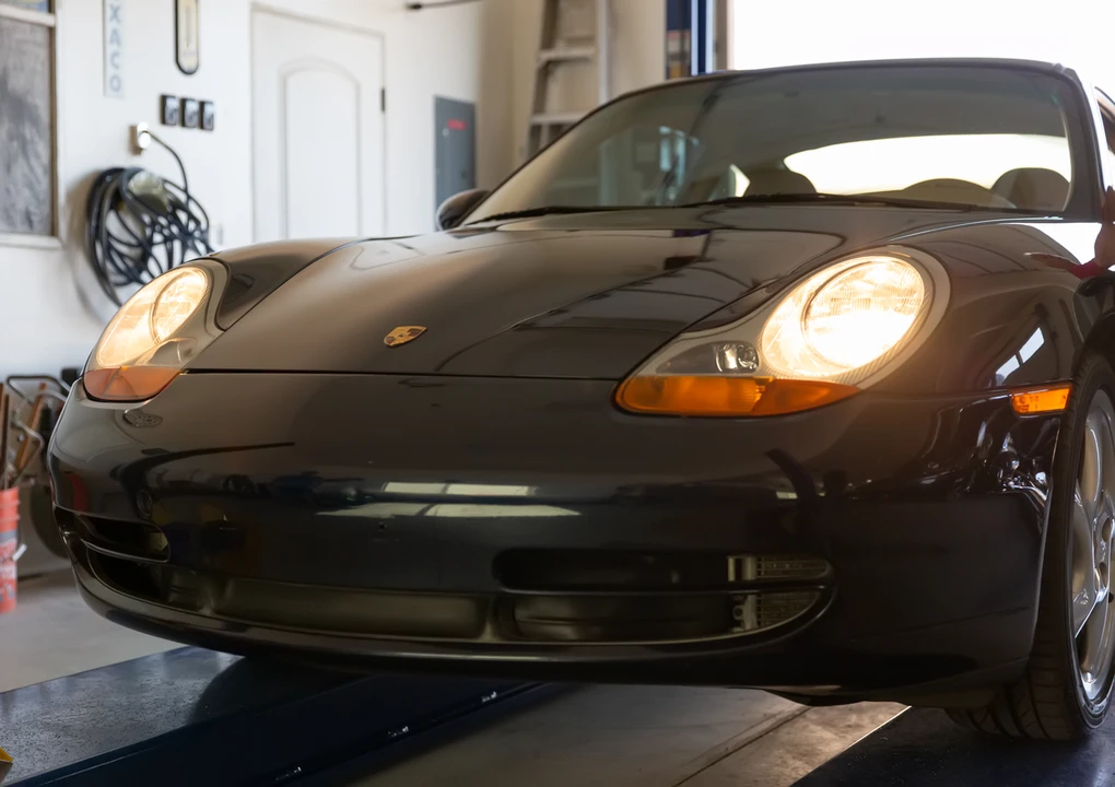 1999 Porsche 996 Carrera - Image 19 of 31