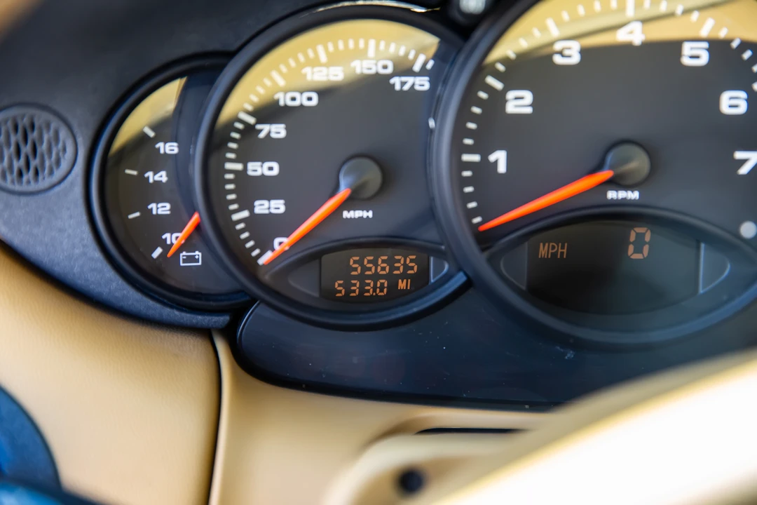 1999 Porsche 996 Carrera - Image 29 of 31