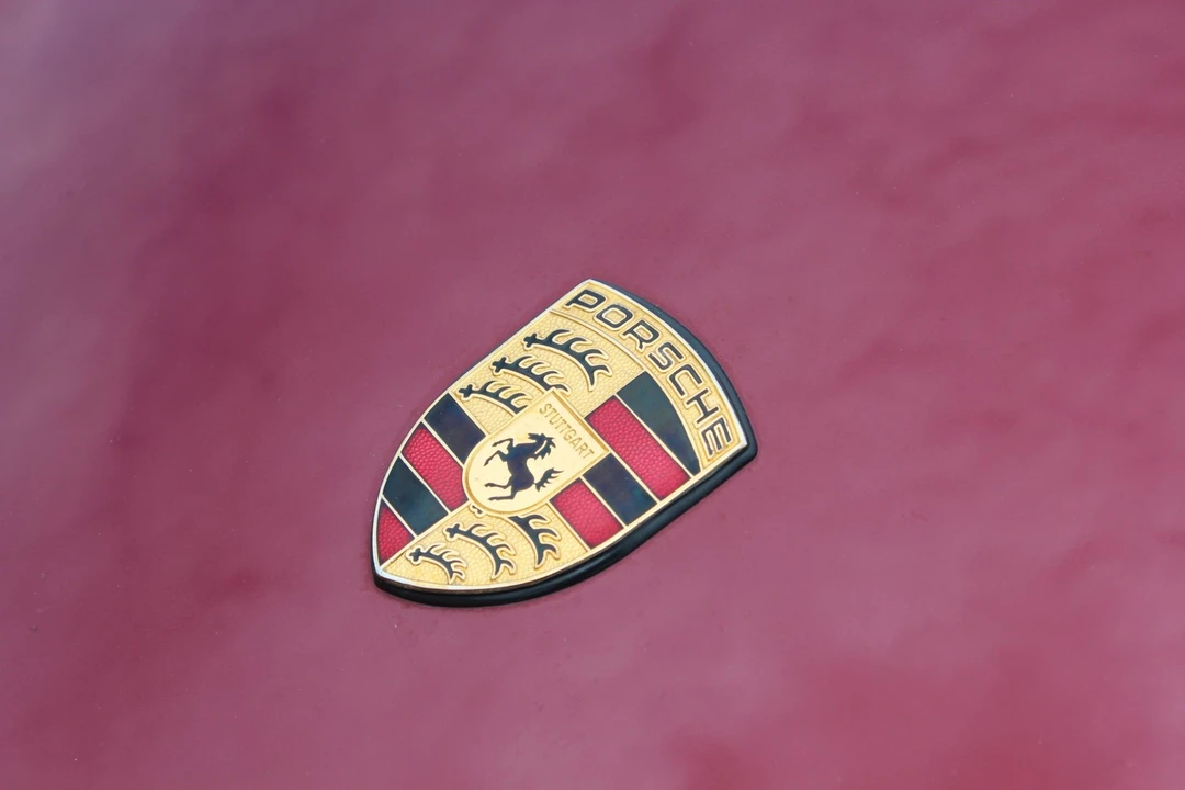 1999 Porsche 996 Carrera - Image 23 of 31