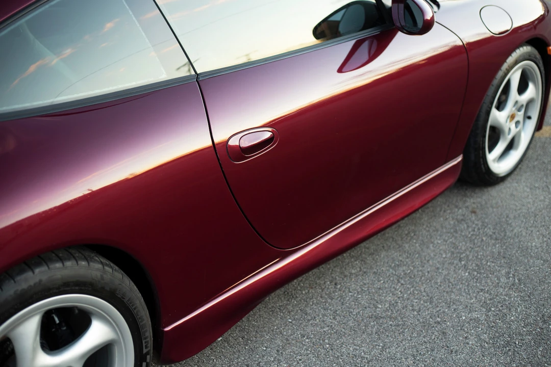 1999 Porsche 996 Carrera - Image 24 of 31