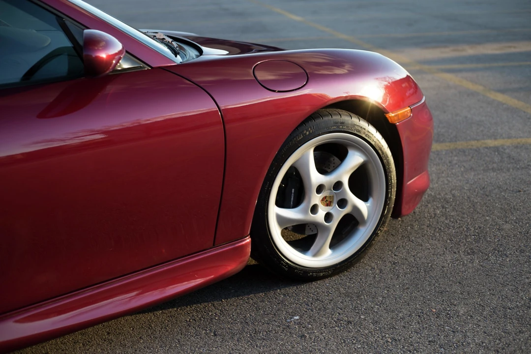 1999 Porsche 996 Carrera - Image 26 of 31