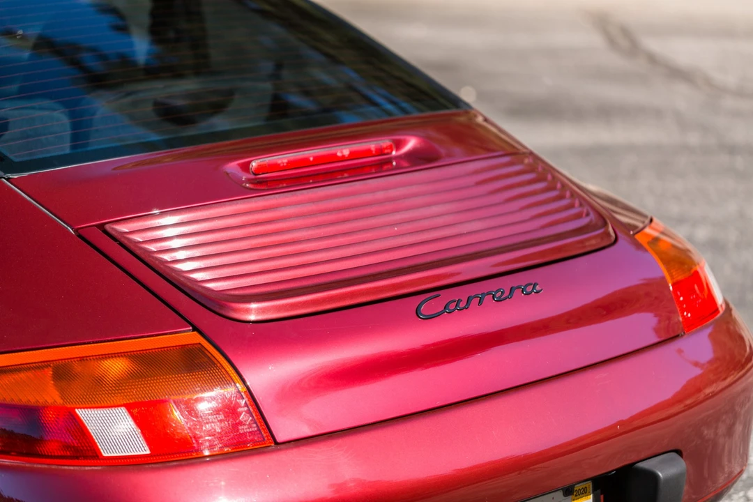 1999 Porsche 996 Carrera - Image 24 of 31
