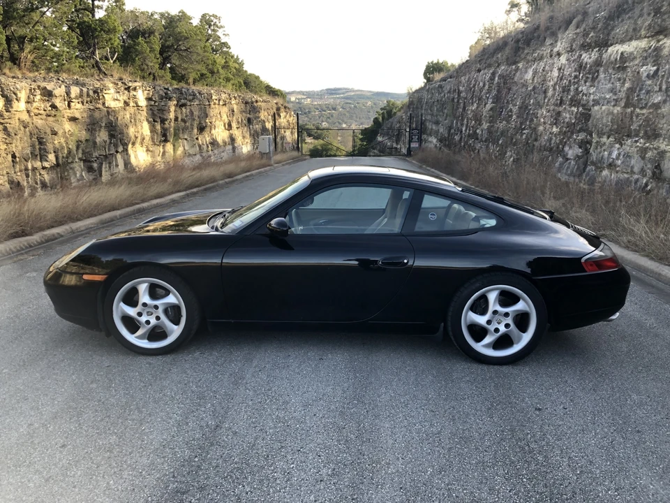 1999 Porsche 996 Carrera - Image 11 of 31