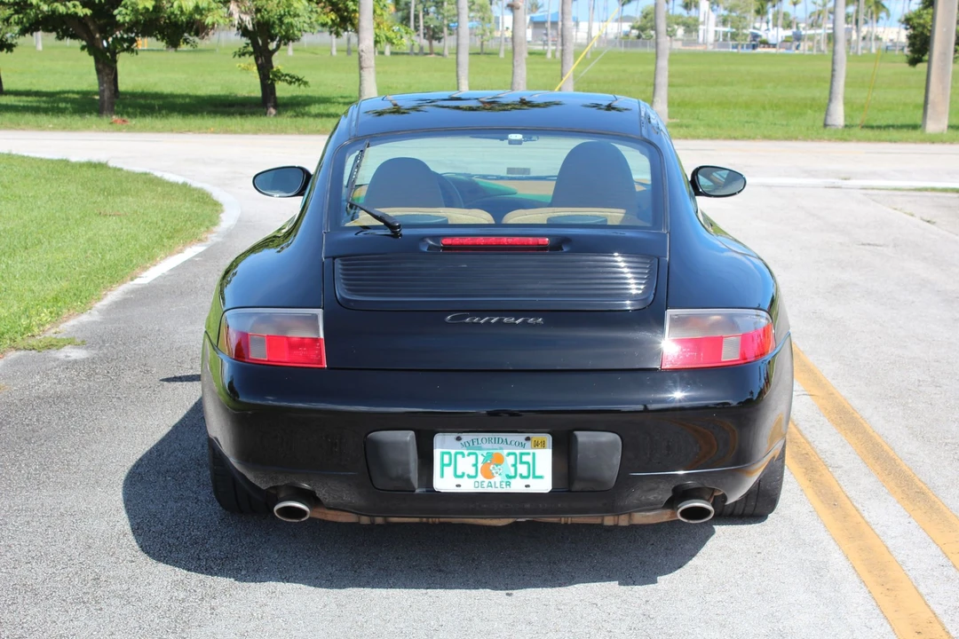1999 Porsche 996 Carrera - Image 18 of 31