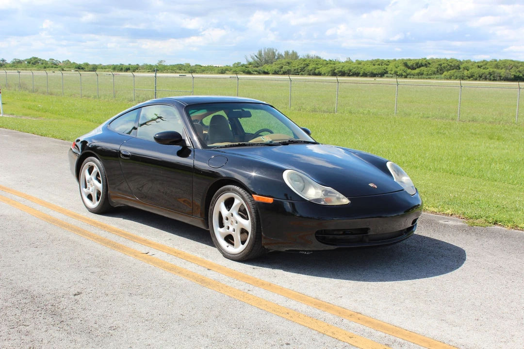1999 Porsche 996 Carrera - Image 15 of 31