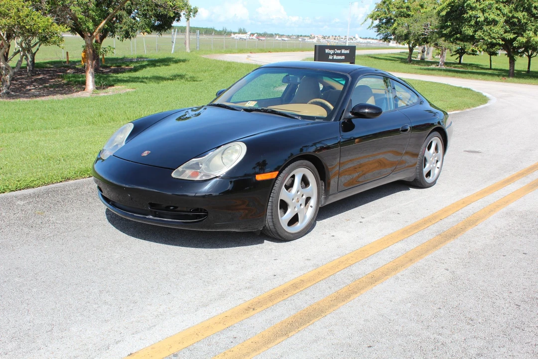 1999 Porsche 996 Carrera - Image 11 of 31