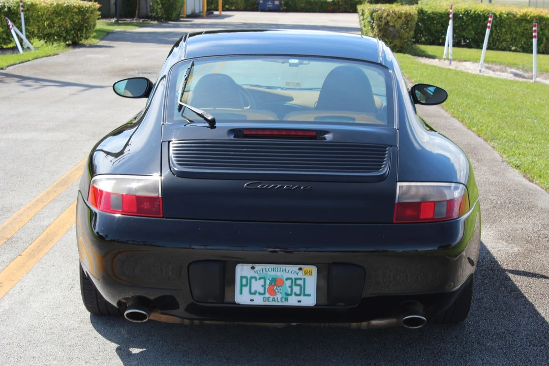 1999 Porsche 996 Carrera - Image 8 of 31