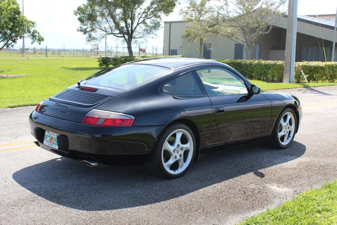 1999 Porsche 996 Carrera - Image 6 of 31