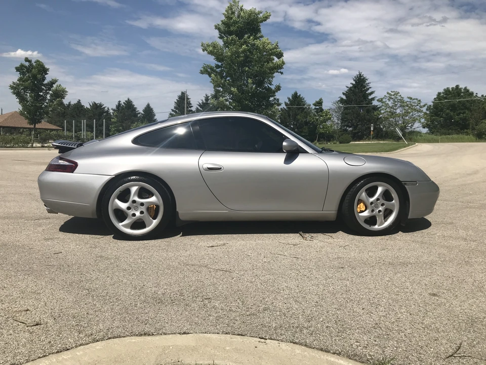 1999 Porsche 996 Carrera - Image 24 of 31