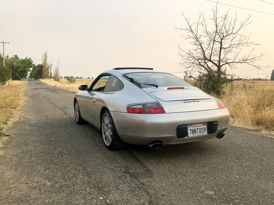1999 Porsche 996 Carrera - Image 15 of 31