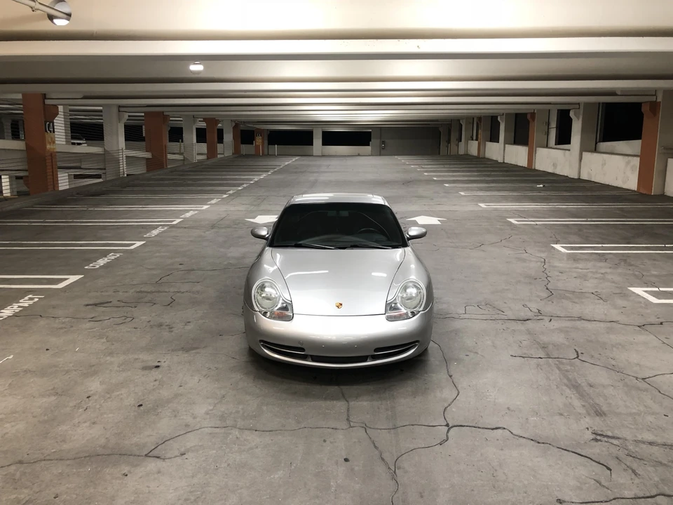 1999 Porsche 996 Carrera - Image 25 of 31