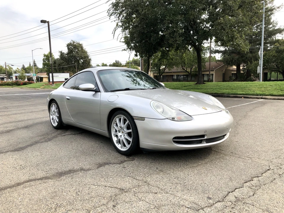 1999 Porsche 996 Carrera - Image 12 of 31