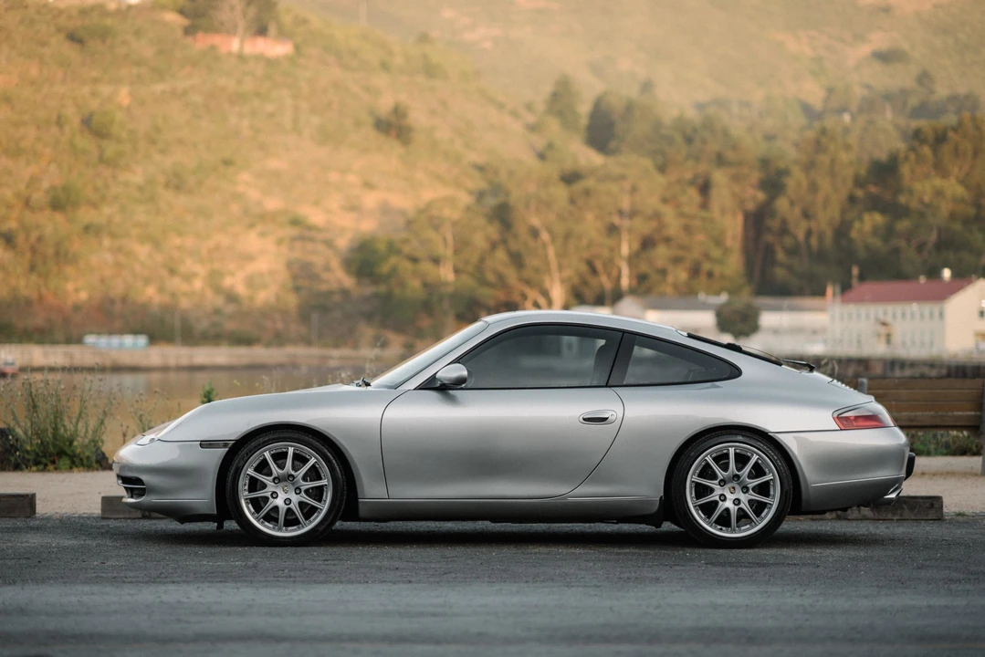 1999 Porsche 996 Carrera - Image 8 of 31