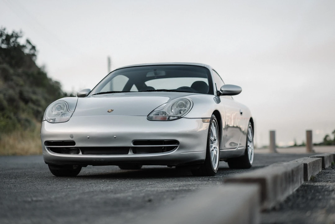 1999 Porsche 996 Carrera - Image 3 of 31