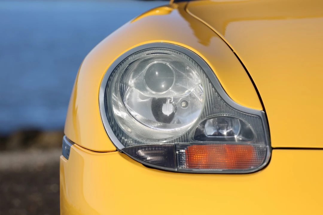 1999 Porsche 996 Carrera - Image 13 of 31
