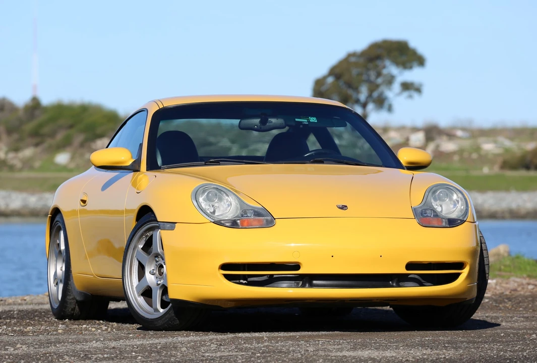 1999 Porsche 996 Carrera - Image 8 of 31