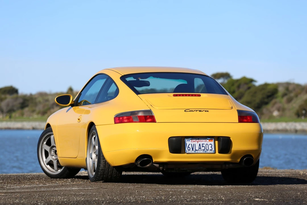 1999 Porsche 996 Carrera - Image 12 of 31