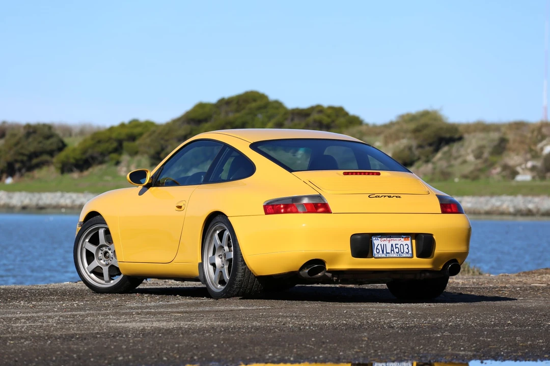 1999 Porsche 996 Carrera - Image 11 of 31