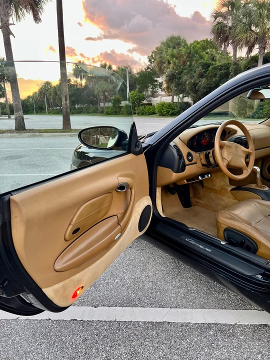 1999 Porsche 996 Carrera - Image 9 of 20