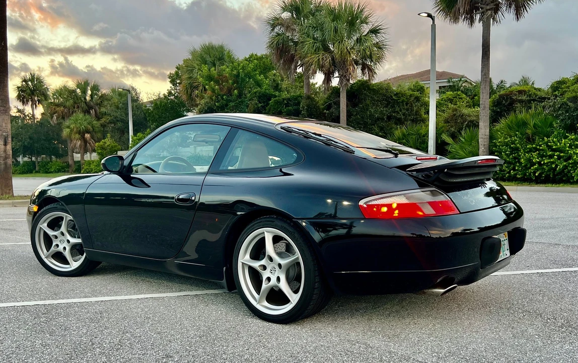 1999 Porsche 996 Carrera - Image 15 of 20
