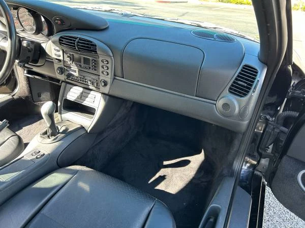 1999 Porsche 996 Carrera - Image 19 of 21