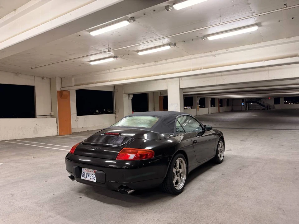 1999 Porsche 996 Carrera - Image 8 of 17