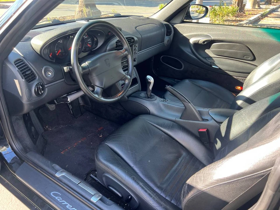 1999 Porsche 996 Carrera - Image 12 of 17