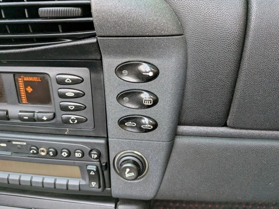 1999 Porsche 996 Carrera - Image 19 of 20