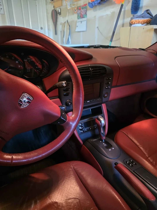 1999 Porsche 996 Carrera - Image 9 of 10