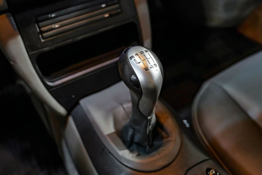 1999 Porsche 996 Carrera - Image 29 of 31