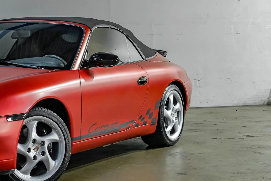 1999 Porsche 996 Carrera - Image 9 of 31