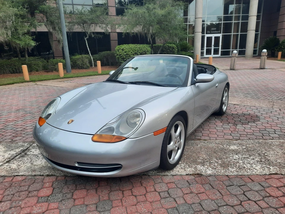 1999 Porsche 996 Carrera - Image 12 of 31