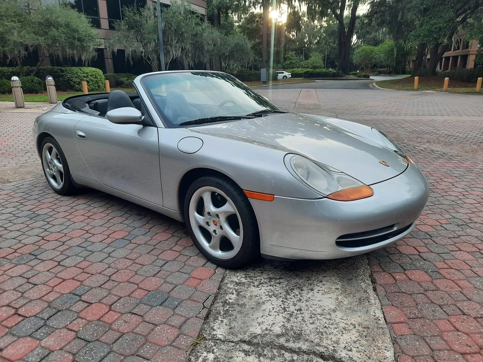 1999 Porsche 996 Carrera - Image 22 of 31
