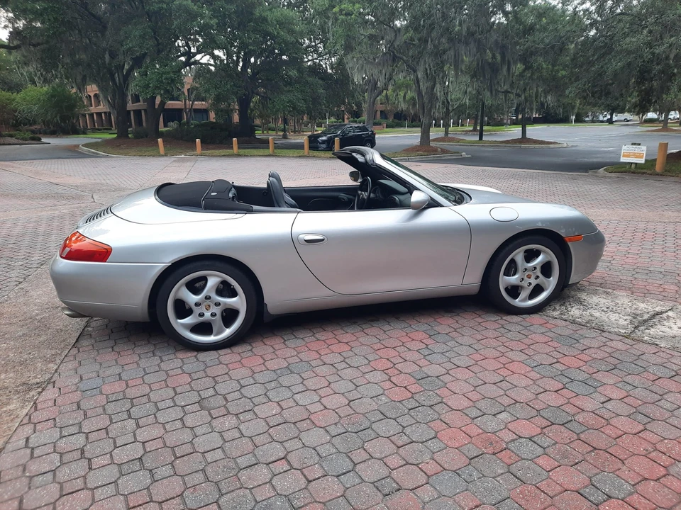 1999 Porsche 996 Carrera - Image 28 of 31